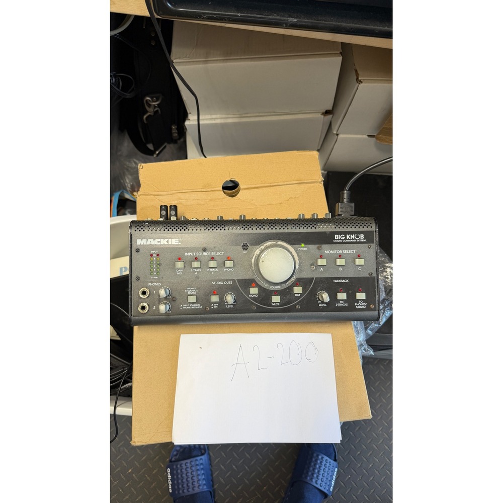 Mackie Big Knob Studio Command System Monitor Controller Desktop Hub Black